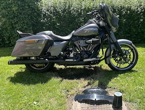 Gepflegte starke  Harley-DavidsonStreet Glide  FLHX  mit vielen Kraft und hartem Sound! Bild 6