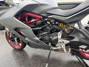 Ducati Supersport  Bild 4