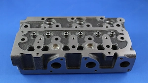 Artikel: Kubota D1105 engine head cylinder head engine Hochwertiger Artikel aus unserem Online-Shop