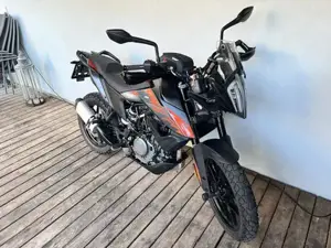 KTM Adventure 390  (2022) Bild 3