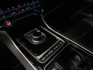Jaguar XF Bild 7
