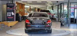 Mercedes-Benz E 220 Bild 8
