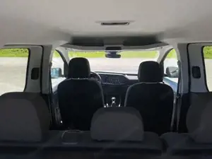 VW Caddy Bild 18