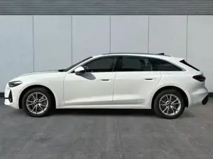 Audi A5 Avant Basis NAVI+PDC+SHZ+EL.HECKKL.+17 LM TFSI 110 kW... Bild 2