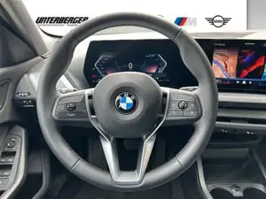 BMW 118d 5-Türer // Komfortzugang // Sitzheizung Bild 6