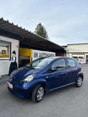 Toyota Aygo TÜV.2.2027 Bild 2