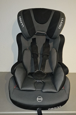 Autokindersitz kaum gebraucht