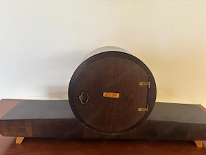 Schöne Standuhr Bild 3