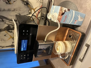 MIELE CM 5500 Kaffeevollautomat Roségold PearlFinish Cappuccino Latte Bild 2