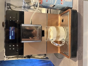 MIELE CM 5500 Kaffeevollautomat Roségold PearlFinish Cappuccino Latte Bild 4