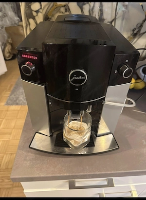 Jura D6 Cappuccino kaffeevollautomat Top Zustand  Bild 4