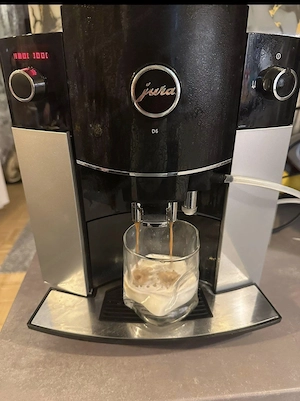 Jura D6 Cappuccino kaffeevollautomat Top Zustand  Bild 3