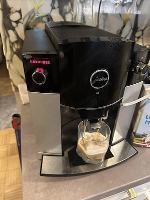 Jura D6 Cappuccino kaffeevollautomat Top Zustand  Bild 2