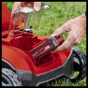 Mitglied der Einhell Power 200 m  Der Einhell Akku-Vertikutierer GC-SC 18 28 Li (1x4,0Ah) bietet kab Bild 8