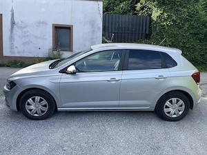 Volkswagen VW Polo Silber 2018, KM 131T Bild 3
