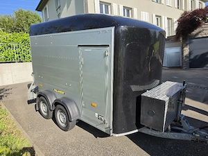 Anhänger für Motorräder und Schlafmöglichkeit Bild 2