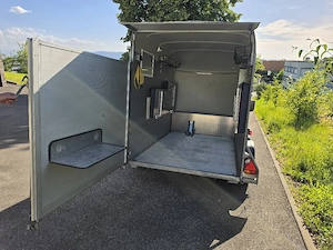 Anhänger für Motorräder und Schlafmöglichkeit Bild 4