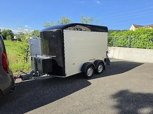 Anhänger für Motorräder und Schlafmöglichkeit Bild 3