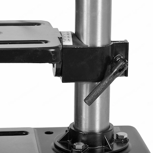 Mit der Bohrmaschine k nnen L cher in verschiedenste Materialien gebohrt werden Bild 7