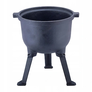 BBQ Dutch Oven Eintopf handgefertigt mit Fuesse ca. 7l fuer Lagerfeuer Camping etc. Bild 4