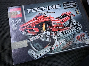 Lego Technic 8272 Ski-Doo   Schubraupe Bild 3