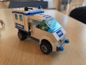 Lego City 7285 Polizeiauto Bild 3