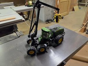 Siku Harvester John Deere 1470e Bild 5