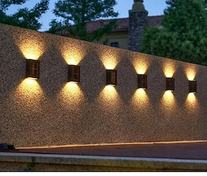 4x Solarleuchte Solarlampe Aussen Garten Wandlampe Strahler Haus Bild 7