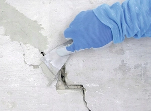 Knauf 593749 Fuellspachtel FIX Finish Spezial zum Fuellen von Spalten und Rissen mit maessigen Beweg Bild 3