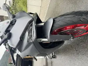 Ducati Supersport  Bild 7