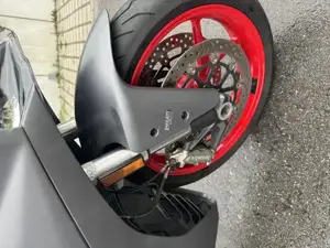 Ducati Supersport  Bild 8