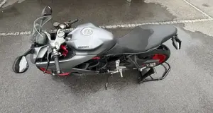 Ducati Supersport  Bild 3