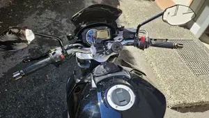 Suzuki GSR 750 Naked Bike