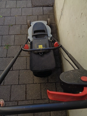 Pattfield Akku Mäher zu verkaufen Bild 3