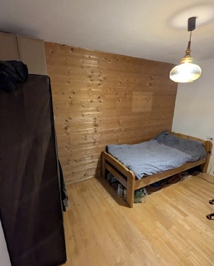 Modernes WG-Zimmer in 3er-Zweck-WG in bester Lage von Bregenz