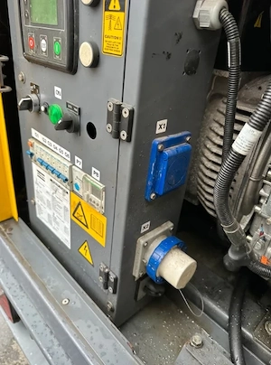 Atlas Copco HILIGHT H2 Mobiler Lichtmast Flutlicht Anhänger Bau Bild 10