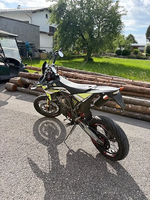 Fantic 125 XMF Supermoto | Pickerl neu | Neue Kette | 15.745 km Bild 3