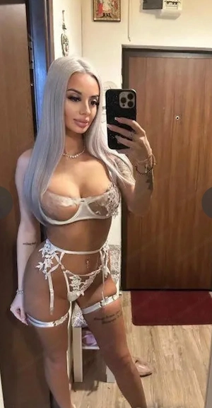 Mona hausbesuchen
