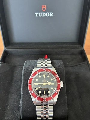Tudor Black Bay 25% unter Neupreis! Full Set Bild 2