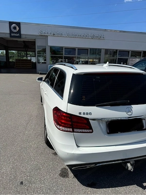 mercedes E 220 Bild 8