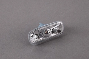 Neue originale Blinker im Kotfl gel montiert, Lampenfassung und Gl hbirne nicht im Lieferumfang