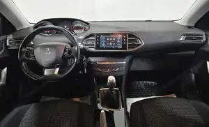Peugeot 308 Bild 7