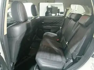 Mitsubishi Outlander Bild 11