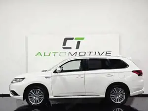 Mitsubishi Outlander Bild 4