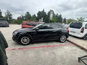 Mercedes-Benz GLA 180 CDI   Pickerl NEU (05 2026) Bild 4