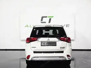 Mitsubishi Outlander Bild 3