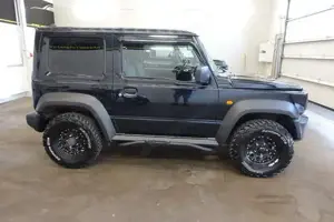 Suzuki Jimny Bild 4