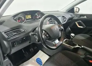 Peugeot 308 Bild 6