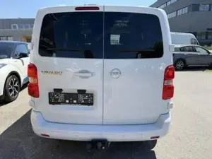 Opel Vivaro Bild 6