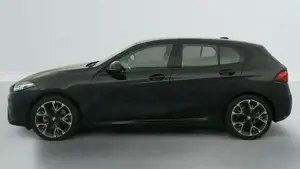 BMW 1er 120d 163 ch DKG7 M Sport 120 120 kW (163 PS), Automatik, Frontantrieb Bild 4
